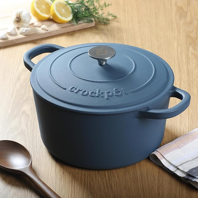 Crock-Pot Artisan 7-Quart Round European Enameled Cast Iron Dutch Oven – Matte