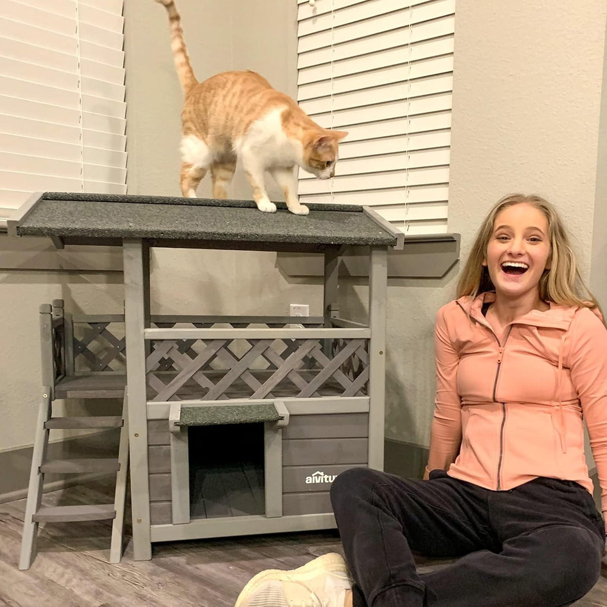 Aivituvin Cat House Outdoor Indoor Feral Kitty Shelter with Escape Door for Cats, Weatherproof Roof