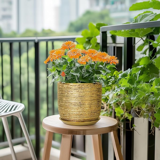 Ceramic Plant Pot 7 Inch - Ceramic Planter for Indoor Outdoor Plants, Round Modern Flower Pot with Drainage Hole and Saucer, Housewarming Gifts, House Patio Office Home Decor, Gold